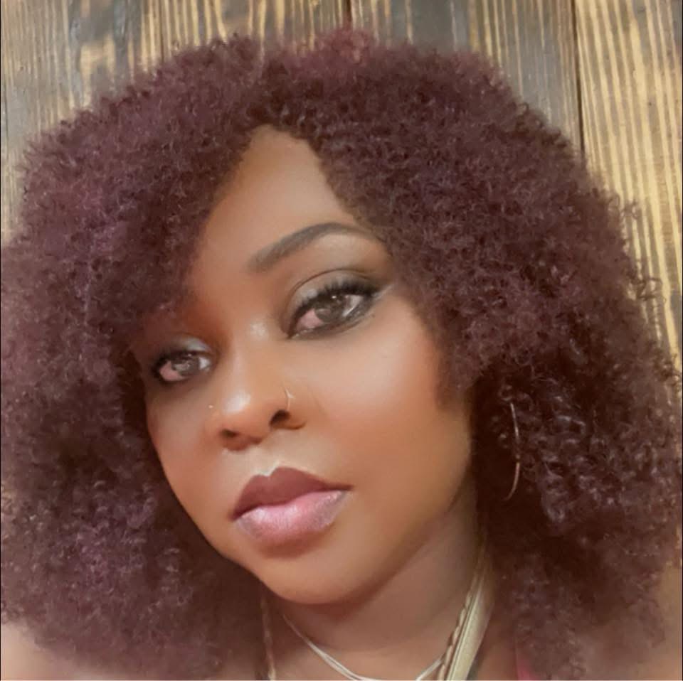 Cruise Brothers Travel Agent Cathy Williams